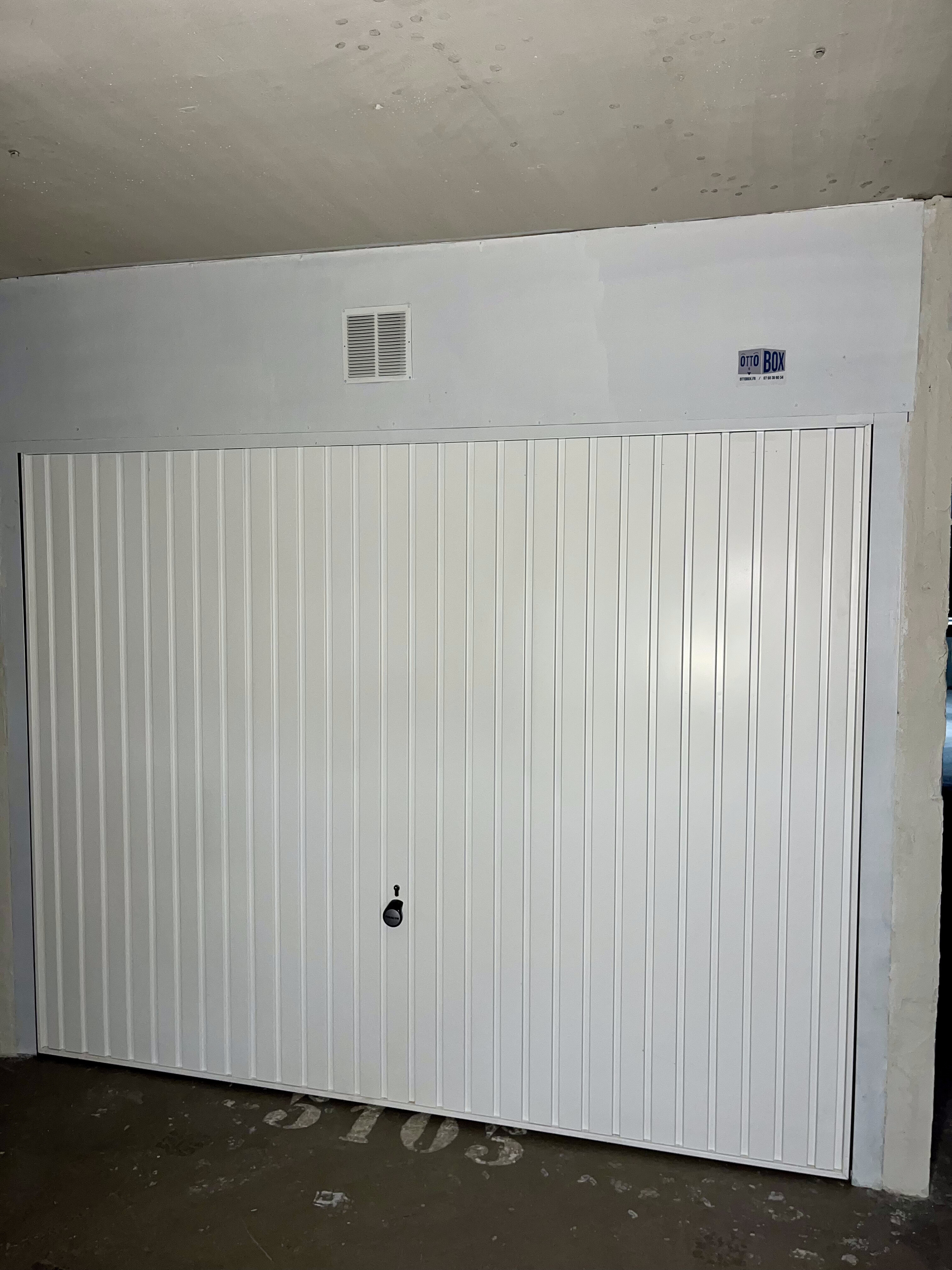 Travaux de transformation de parking en box